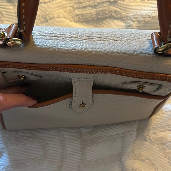 Dooney Bourke hand bag - Picture 11 of 14